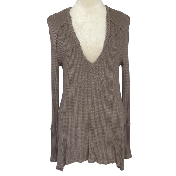 Free People Sunset Park Thermal Long Sleeve Waffle Knit Taupe - Picture 1 of 11